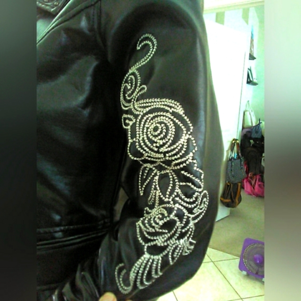 BNWOT LL COOL J. Black FAUX Leather Motorcycle Jacket W Asymmetrical ZIP BAD ASS - Picture 10 of 13